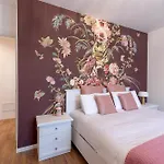 Appartement Lora Flowers Suite 5, Free Private Parking Côme
