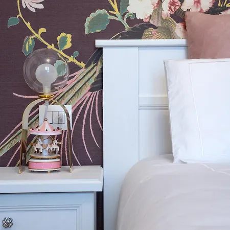 Lora Flowers Suite, Free Parking,self Check In, 5