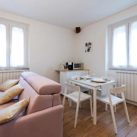 Apartment Lora Flowers Suite, Free Parking,self Check In, 5 *