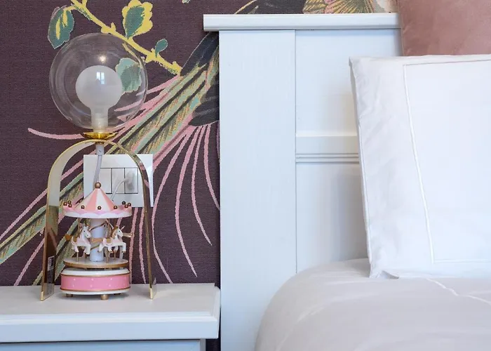 Lora Flowers Suite, Free Parking,self Check In, 5