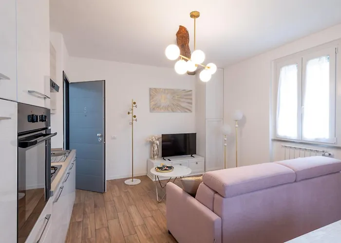 Lora Flowers Suite, Free Parking,self Check In, 5 公寓