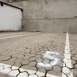 Lora Flowers 5, Free Private Parking *