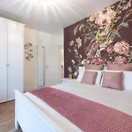 Lora Flowers 5, Free Private Parking * Όπως