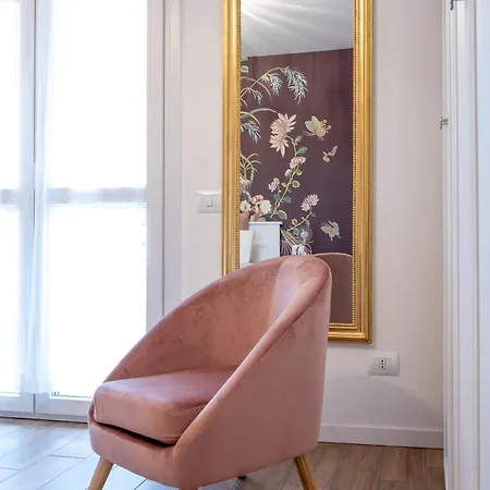 Lora Flowers Suite, Free Parking,self Check In, 5